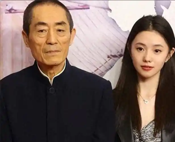 回顾:张艺谋又选出一位00后"谋女郎",长相明媚清纯,演技好