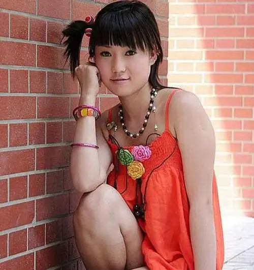 网上最红女模张筱雨简历:张筱雨生活写真(图)