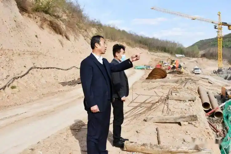 【劳模风采】李江晖:实干成就梦想 劳动创造幸福_调解_旬邑_全县