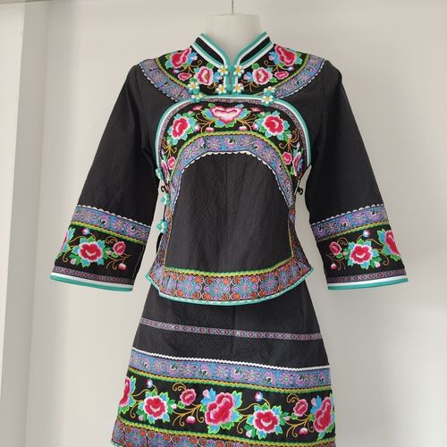 贵州少数民族服饰短裙套装布依族服装