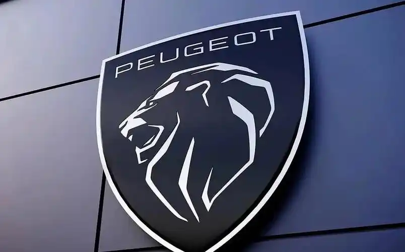 发一组标致的新车标