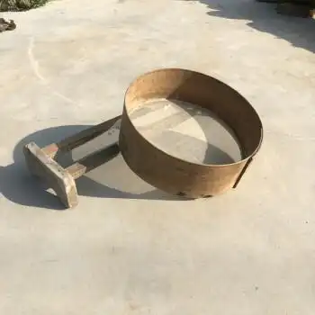 民俗老物件老风车木犁旧木耙老木桶盆簸箕簸箩老风箱木斗农耕农具