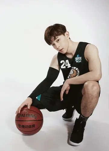 邓伦超级企鹅super3联赛图片