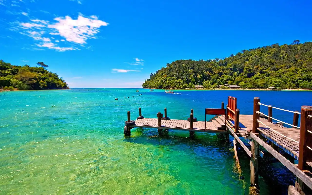 唯美清新蓝色海洋高清桌面壁纸