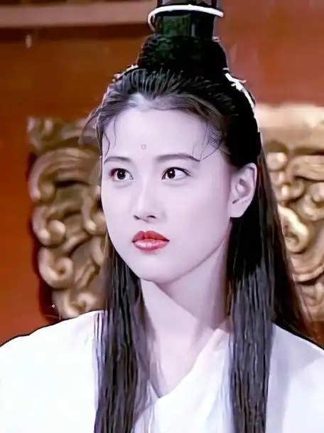 周芷若的周就是周海媚的周