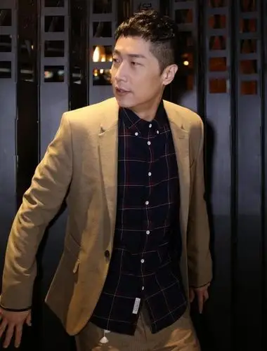 原创恭喜!马浚伟再收浸会大学录取通知书,选择中医药背后有洋葱