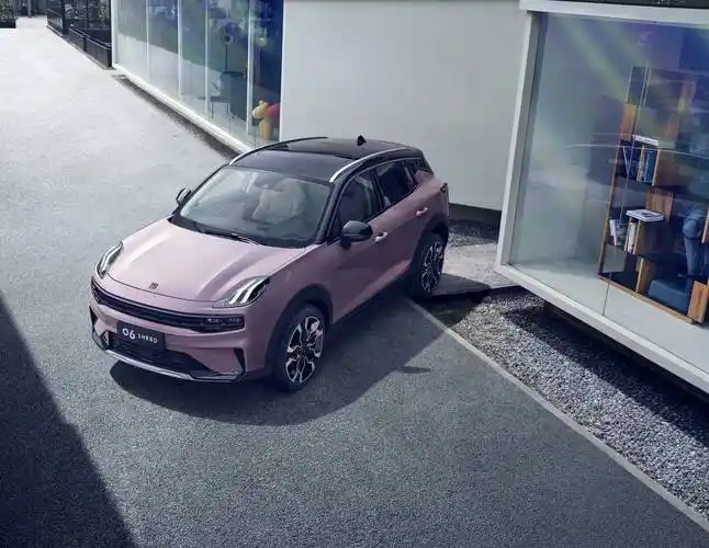 十几万适合女生开的车