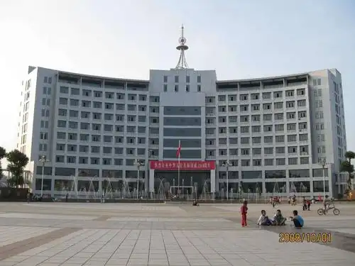 江西省遂川县政府正大门