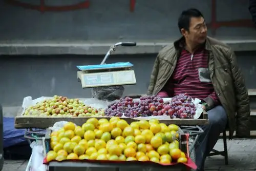 小摊小贩闪亮登场