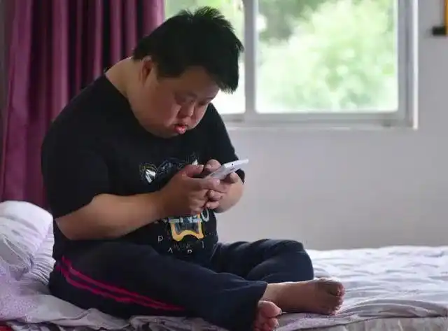 天才指挥家舟舟和走穴的小马云,被支配的人生早已被人忘记