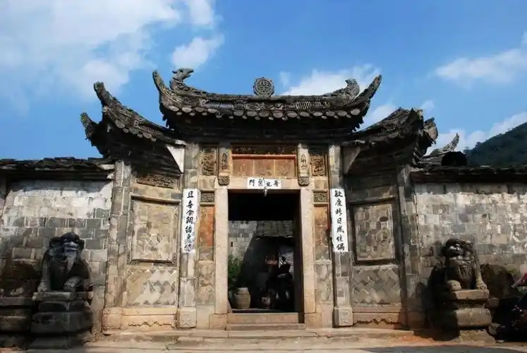 闽西北明清村落建筑 "活化石"——清流赖坊古民居