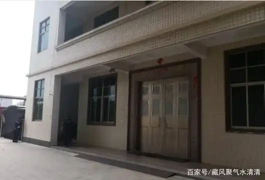 终于被抓了!普宁石桥头一制假烟窝点被捣毁,24人涉案被抓!