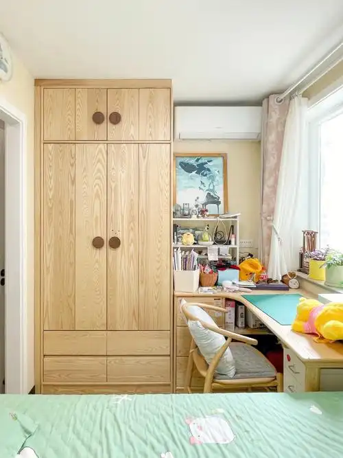 6.8平儿童房布局参考,转角书桌设计用心了