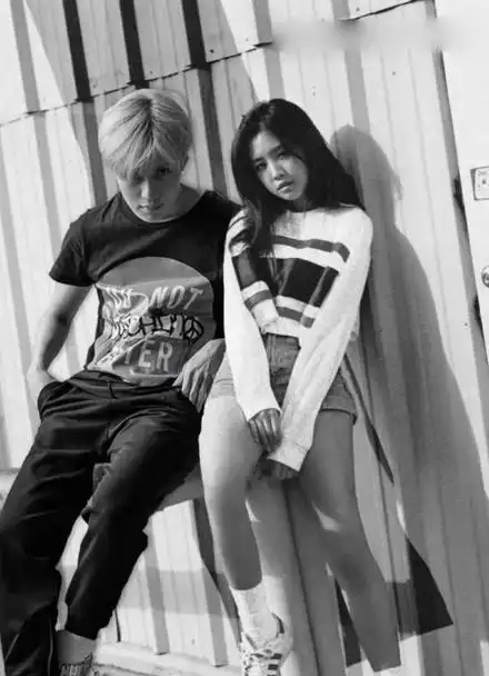 [孙娜恩]&[李泰民]{初恋夫妇}圈地自萌,从恋爱到结婚