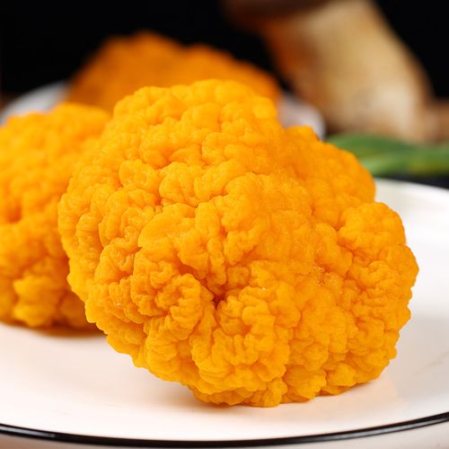新鲜金耳云南特产金耳菌鲜品营养菌菇仿野生鲜新鲜松茸
