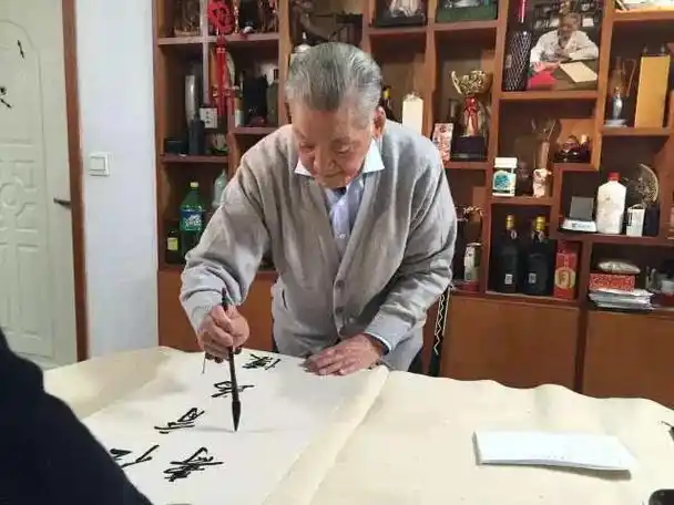 103岁"路志正"聊说起"养生":无湿一身轻,6个习惯,重在坚持