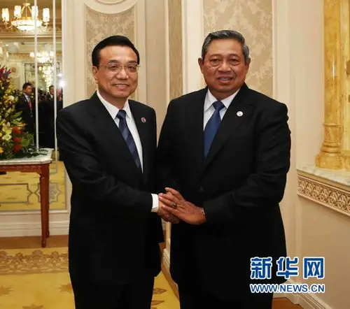 10月10日,正在文莱斯里巴加湾市出席东亚领导人系列会议的中国