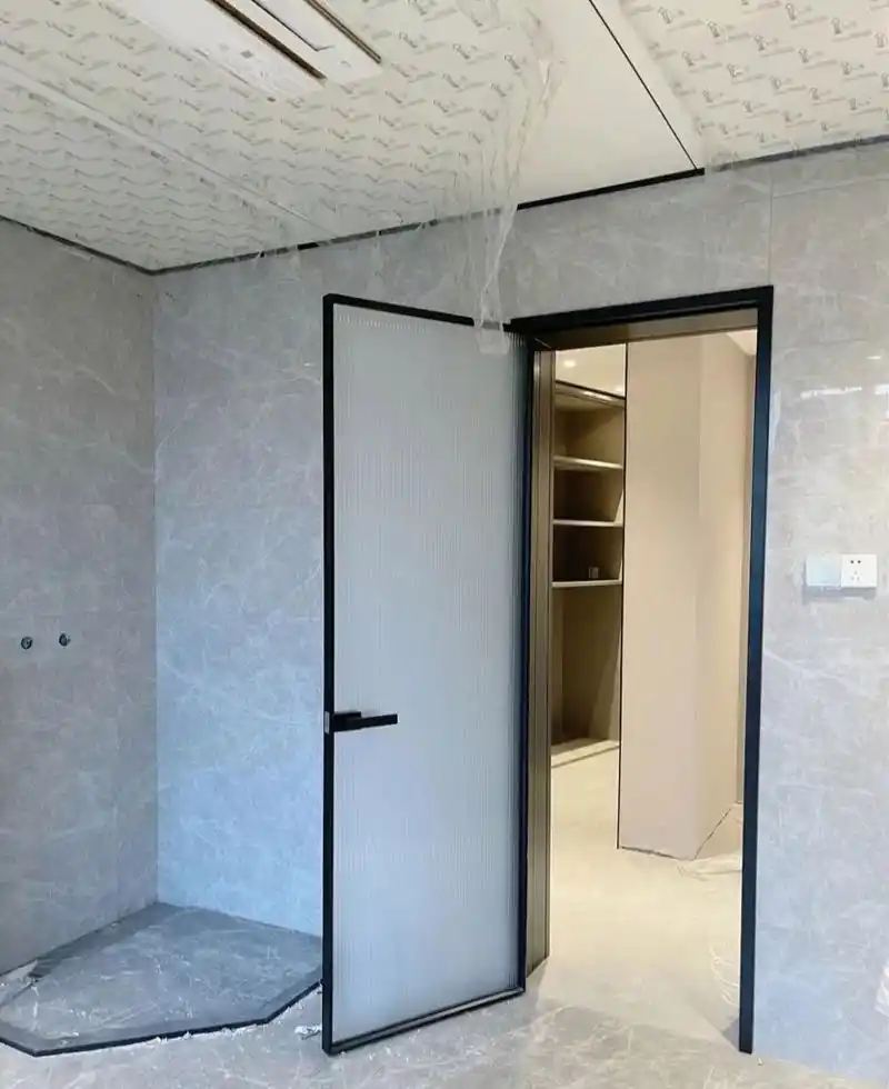 极简轻奢卫生间门 半包套 全包套 现流行的极简卫生间门,看上去很高级