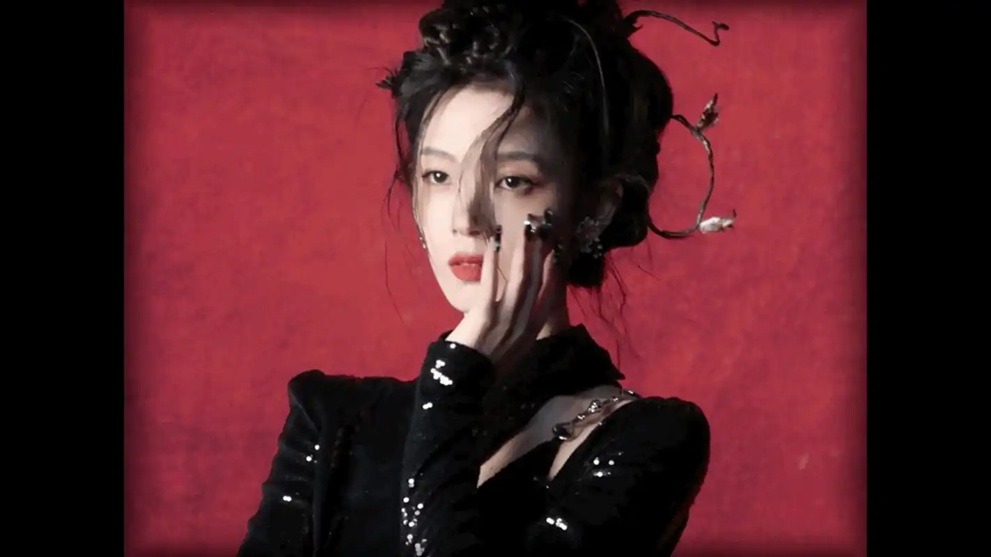 陈瑶复古旗袍风情大片# #陈瑶与国风旗袍适配度# 陈瑶sebrina 最新