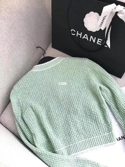 chanel21早春牛油果开衫也太好看了_开衫_牛油果_穿搭_香奈儿怎么样