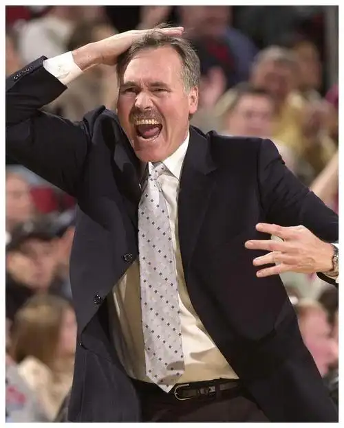 终于等到了火箭距离夺冠起飞仅一步之遥德安东尼下课倒计时