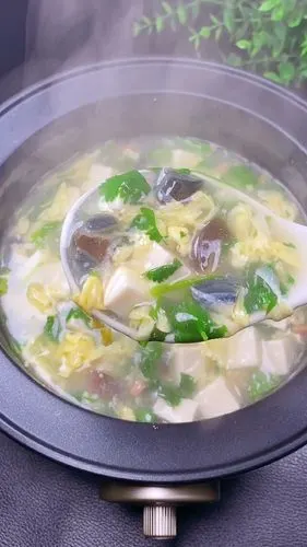 过好冬天天气越来越凉了这道皮蛋豆腐羹一定要学会暖心又暖胃