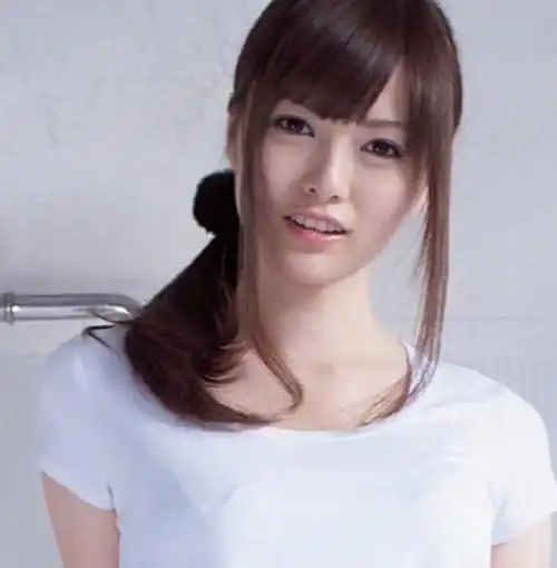 其他入围的有能年玲奈,北川景子,佐佐木希,渡边麻