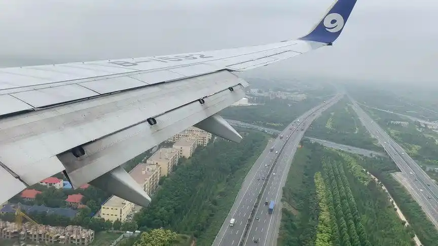 郑州新郑国际机场降落全过程