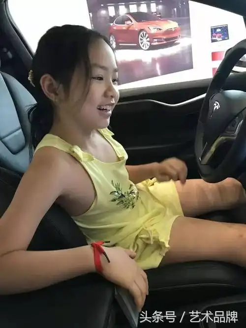 《这是11岁女孩画的画,有画家说我算服了!