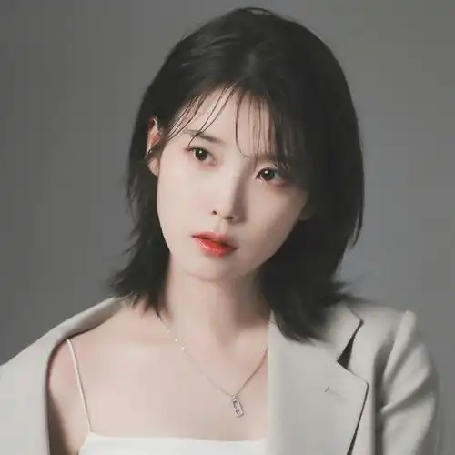 iu李知恩 | 头像