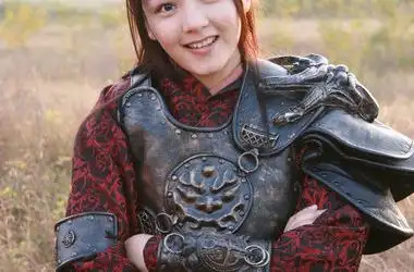 扮演者冼色丽 喜欢(35) 演技评分(1人已评)我来评分 8.