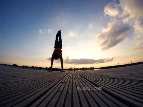 倒立, 傍晚的天空, 海滩, 太阳, 夏天, 日落(handstand, evening sky