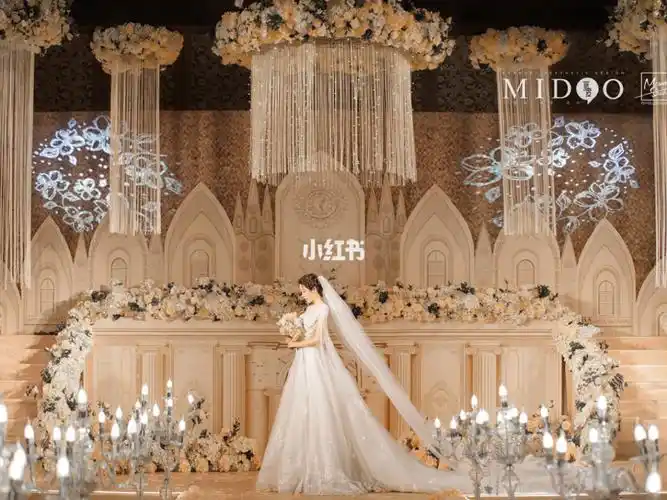 香槟金婚礼 白金色婚礼 轻奢风婚礼 欧式婚礼 香槟色婚礼 华丽婚礼