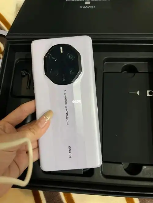 华为mate50保时捷脱坑苹果了
