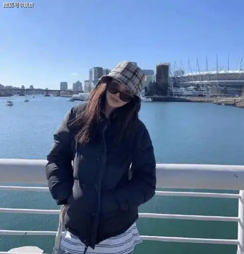 57岁王祖贤近照曝光被传怀孕,本人晒照祝福高考学子力破传言