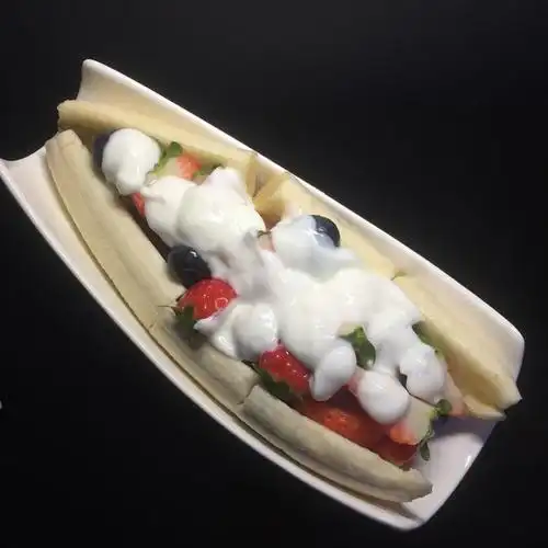 杨杨杨呀做的水果酸奶香蕉船