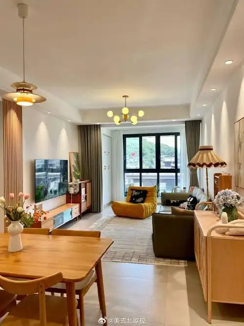 套内60平两室一厅一厨一卫,没有木地板的原木风#美好家居打造法