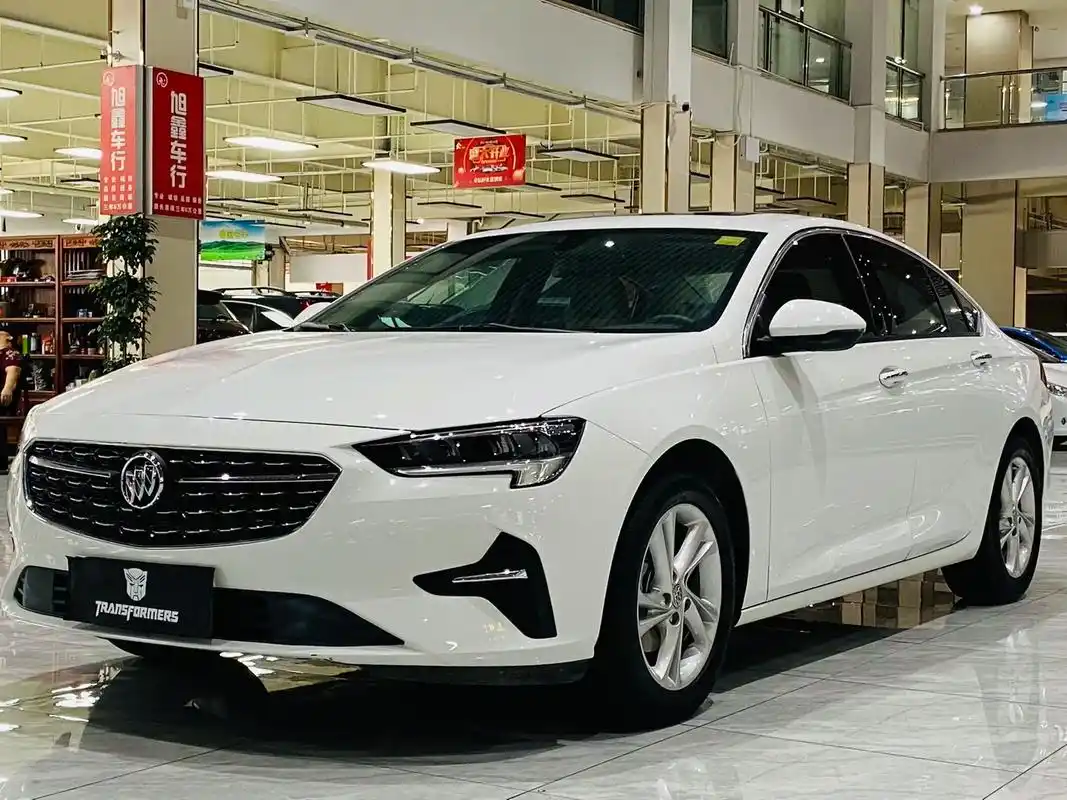 别克君威.2021年11月上牌,别克君威1.5t精英版,白外 - 抖音