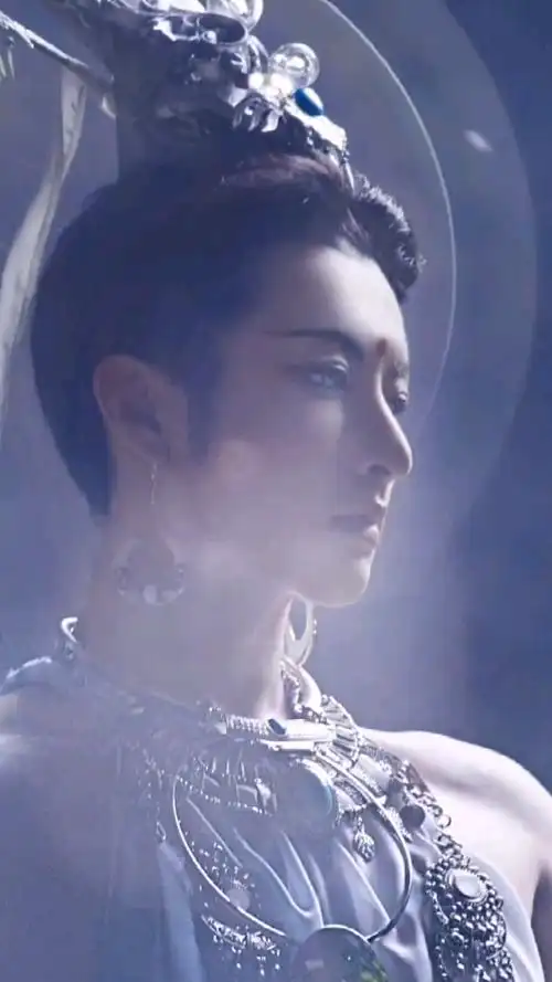 【小梦】"世俗入眼,皆为凡夫俗子"#国风 #神话映像 #coser小梦