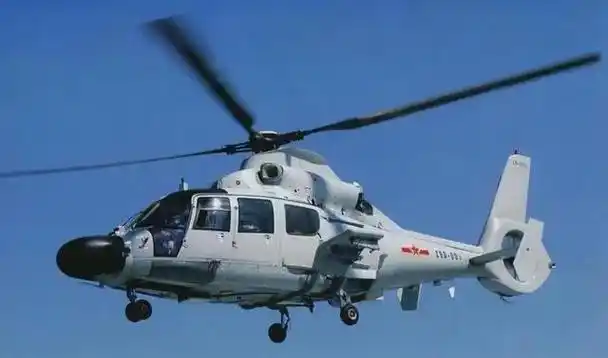 上世纪80年代,我国从法国引进的这款直升机,比美国黑鹰作用大