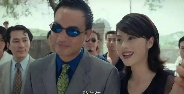 死人最多的《古惑仔3》,陈浩南悲伤欲绝,乌鸦掀桌子抢镜_观众_老大