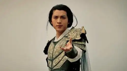 5《逆袭之辣条与青春》:于2017年8月19日上映,讲述了古代小伙穿越到