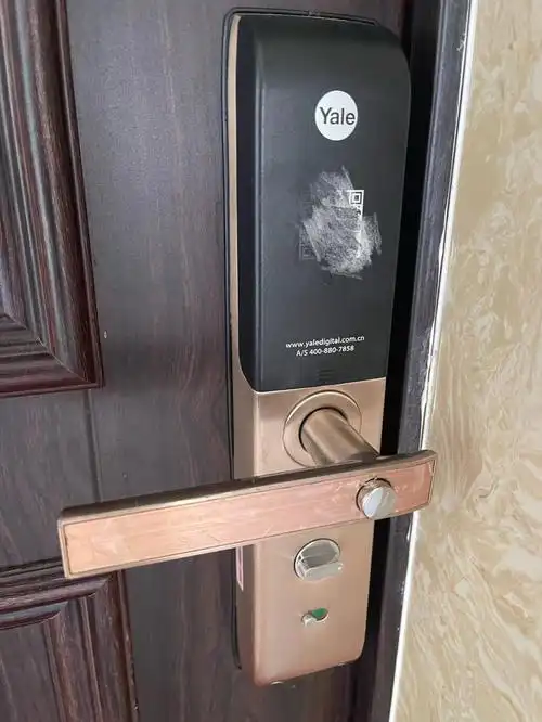 指纹锁避坑 耶鲁门锁