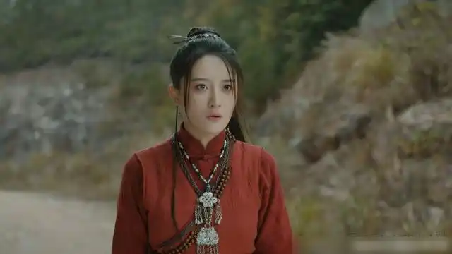 《大侠霍元甲》王之一饰演的沙燕,颜值担当,行走江湖几身侠衣?