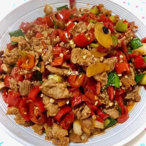 笨萝卜完美复刻招牌红辣椒炒肉
