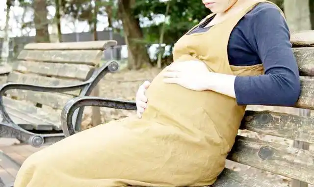 肚子大的像怀孕是怎么回事 ( 上大肚子孕妇的感觉)