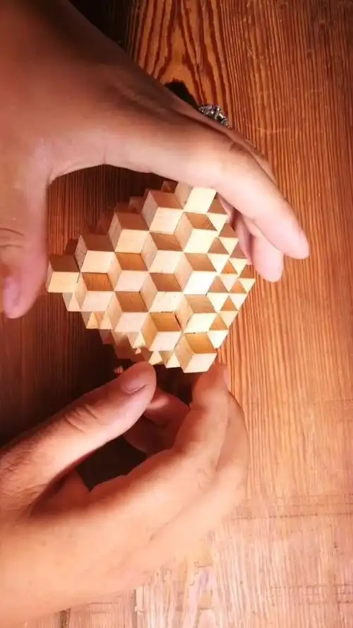 教你拆鲁班锁33很大菠萝