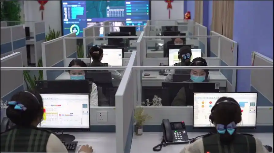 疫情期间,"客服人"一直坚守自己的工作岗位,耐心的解答用户的问题,不