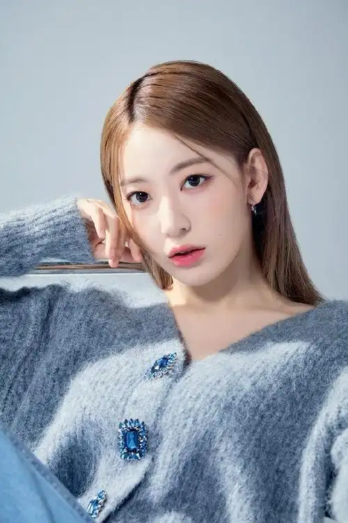 宮脇咲良樱色浪漫