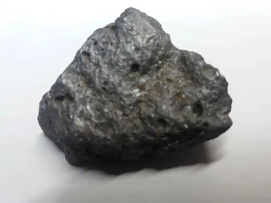 白金陨石是金属陨石中最稀有的元素之一 - 抖音